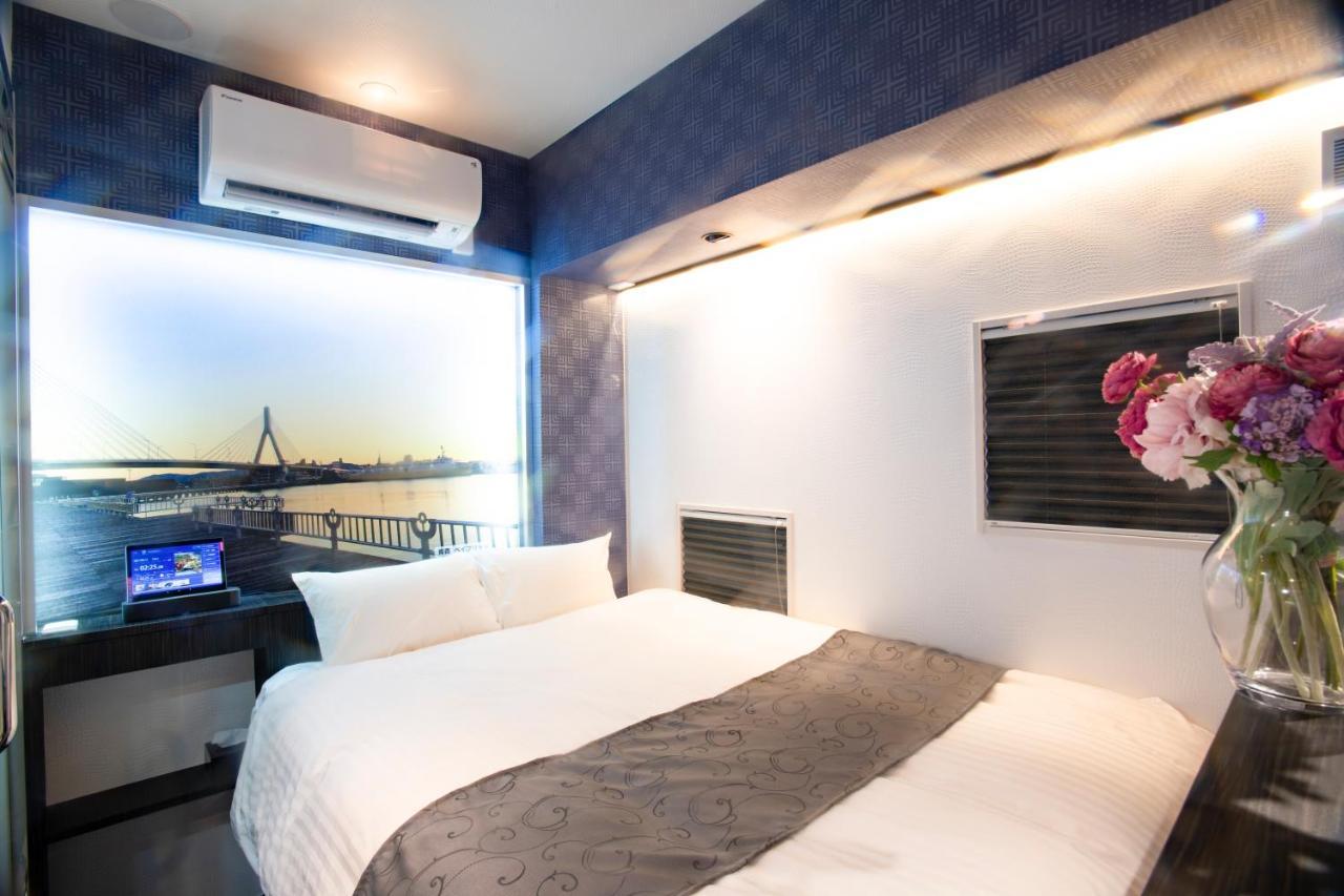 Hotel Xcell Hiroshima Nagarekawa Bagian luar foto